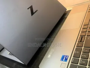 New Laptop HP 16GB Intel Core I7 SSD 512GB