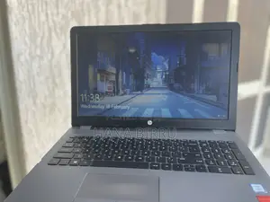 Laptop HP 250 G6 8GB Intel Core I5 HDD+SSD 1T