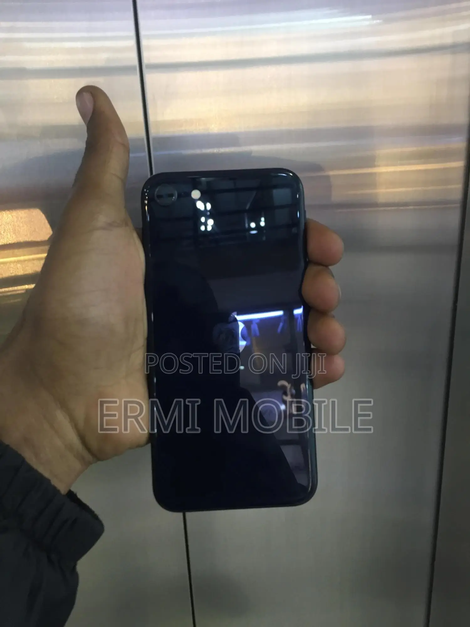 Apple iPhone SE (2022) 64 GB Blue