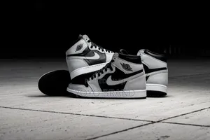 Nike Air Jordan 1retro High Og Shadow 2.0 Fashion Sneaker