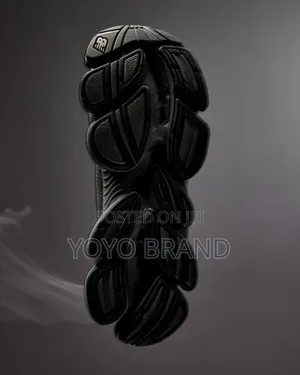 New Balnce Unisex Abzorb 2000.Black Sneaker