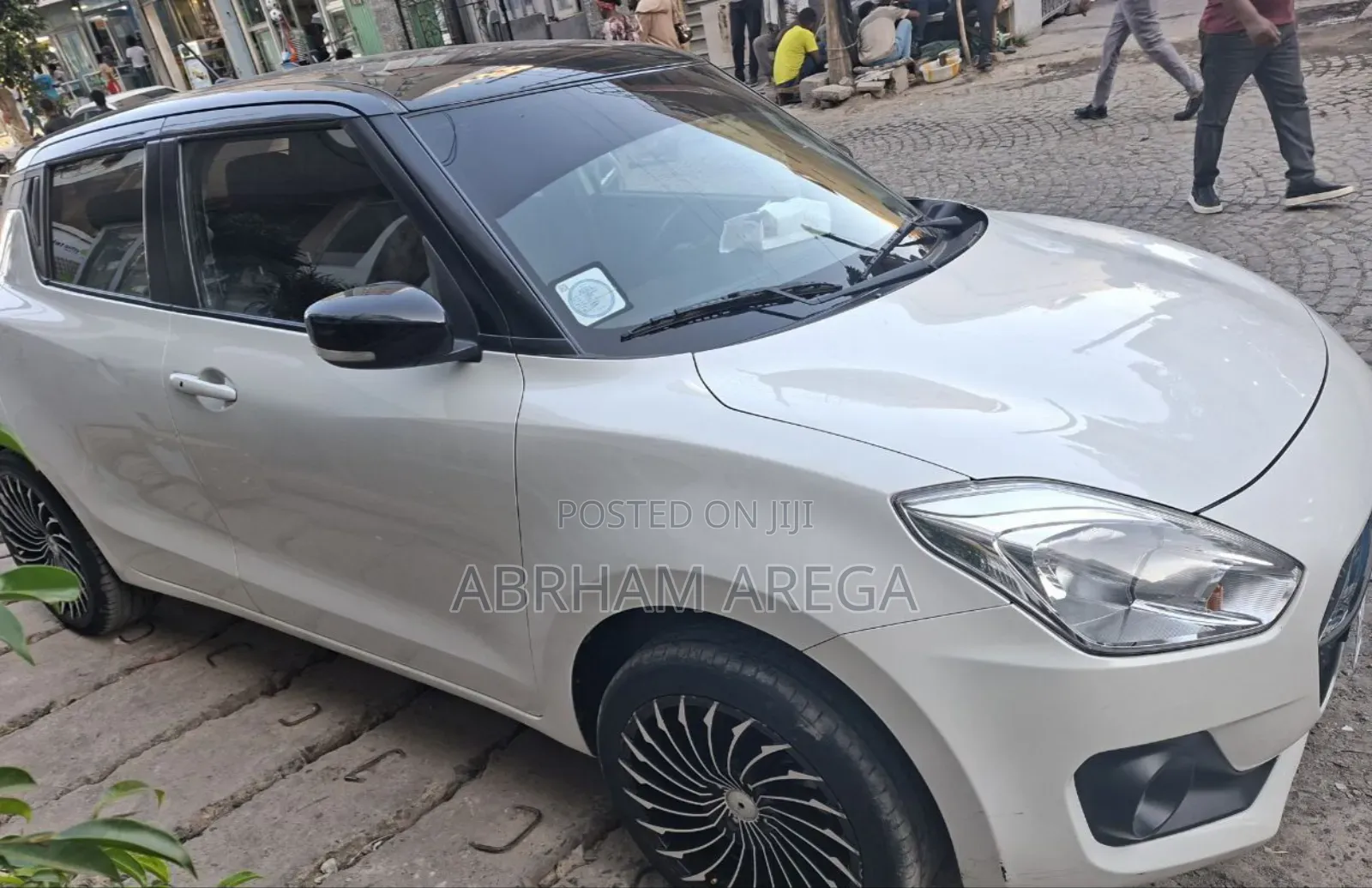 Suzuki Swift 2022 White