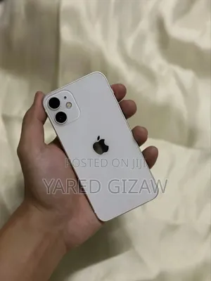Apple iPhone 12 64 GB White