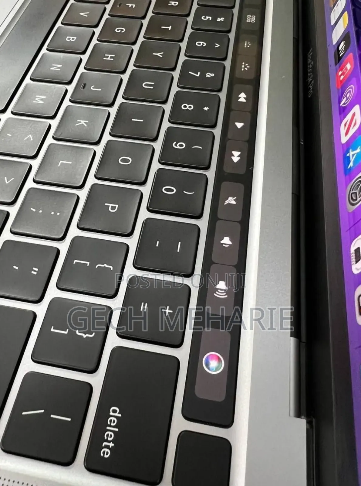 New Laptop Apple MacBook Pro 2020 M1 8GB Apple M1 Pro SSD 256GB