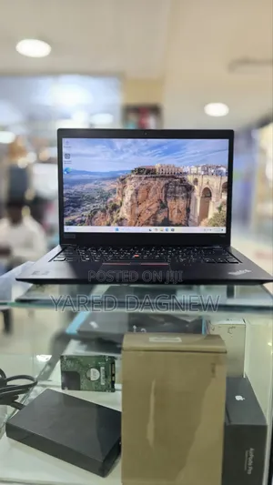 New Laptop Lenovo ThinkPad T495s 16GB AMD Ryzen 7 SSD 512GB