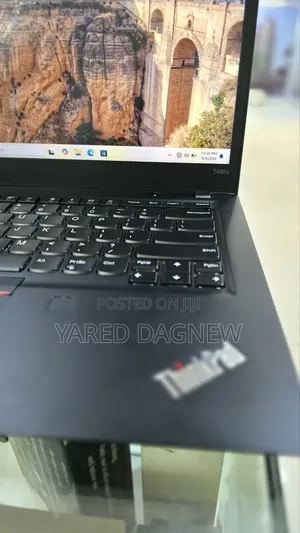 New Laptop Lenovo ThinkPad T495s 16GB AMD Ryzen 7 SSD 512GB