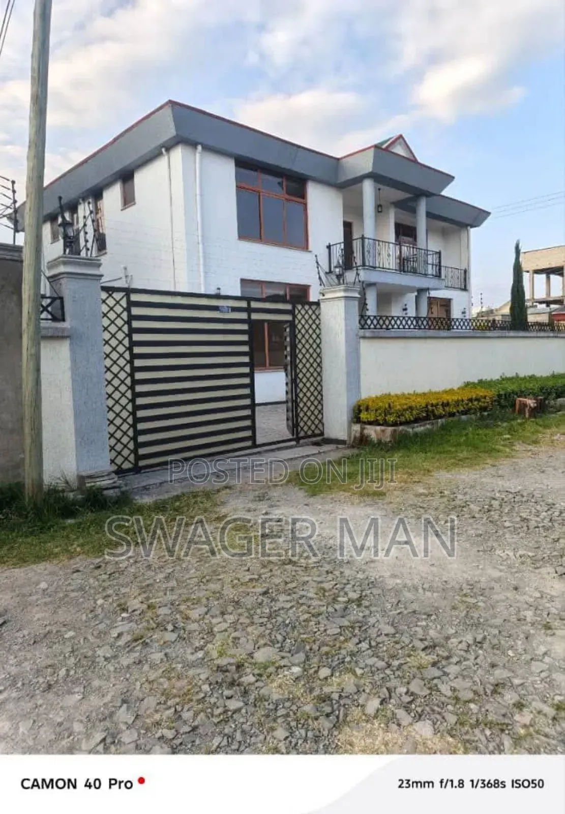 Furnished 7bdrm Townhouse/Terrace in Legetafo, Yeka for sale