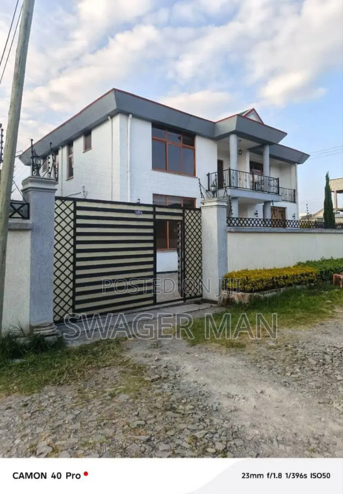 Furnished 7bdrm Townhouse/Terrace in Legetafo, Yeka for sale