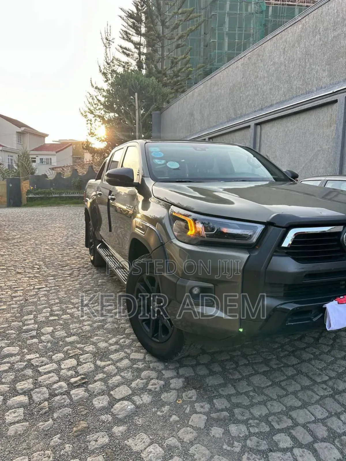 Toyota Hilux 2022 Gray