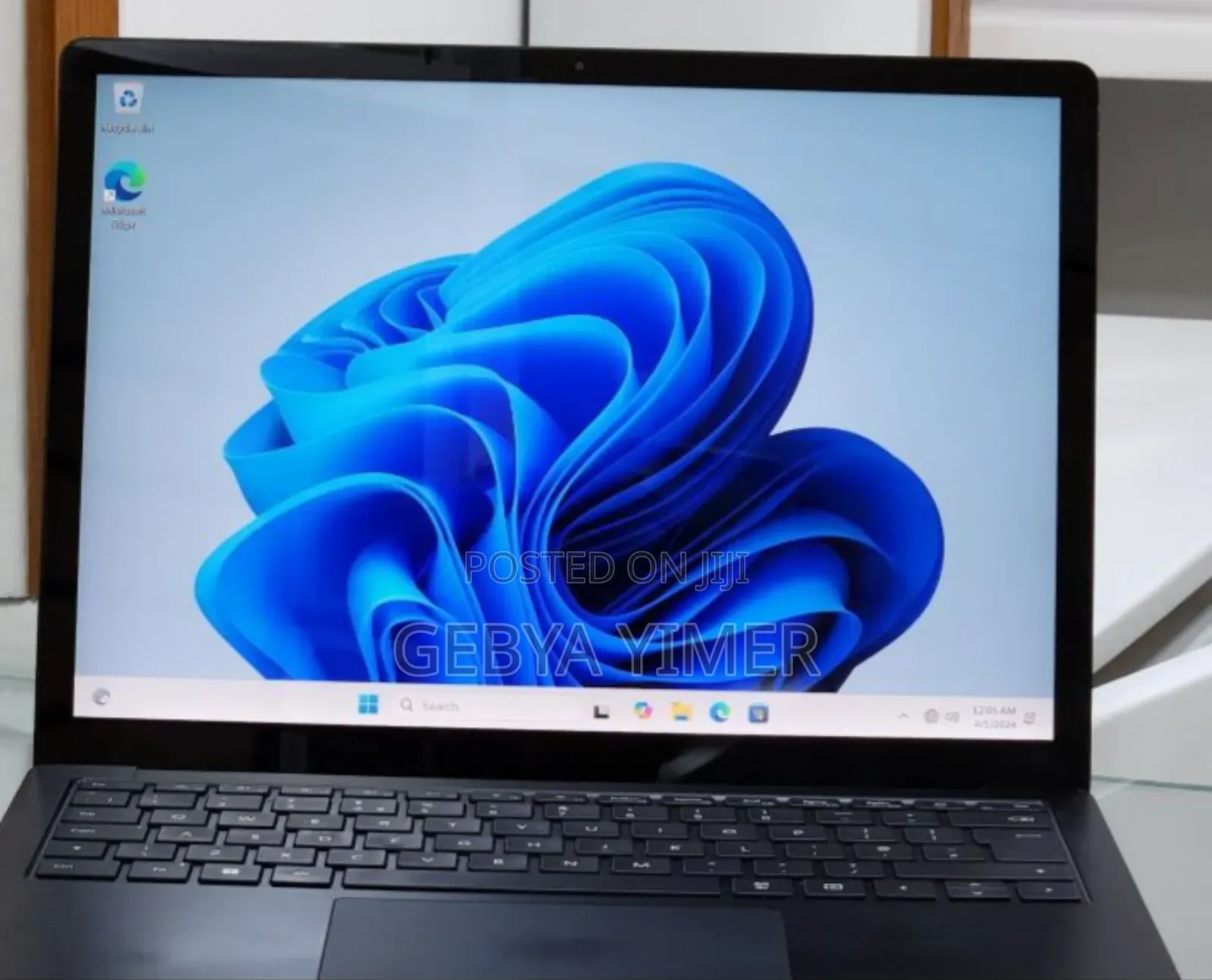 New Laptop Microsoft Surface 16GB Intel Core I7 SSD 512GB