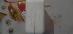 Original Apple 30w Usb-C Power Adapter (Macbook iPhone Fast Charger)