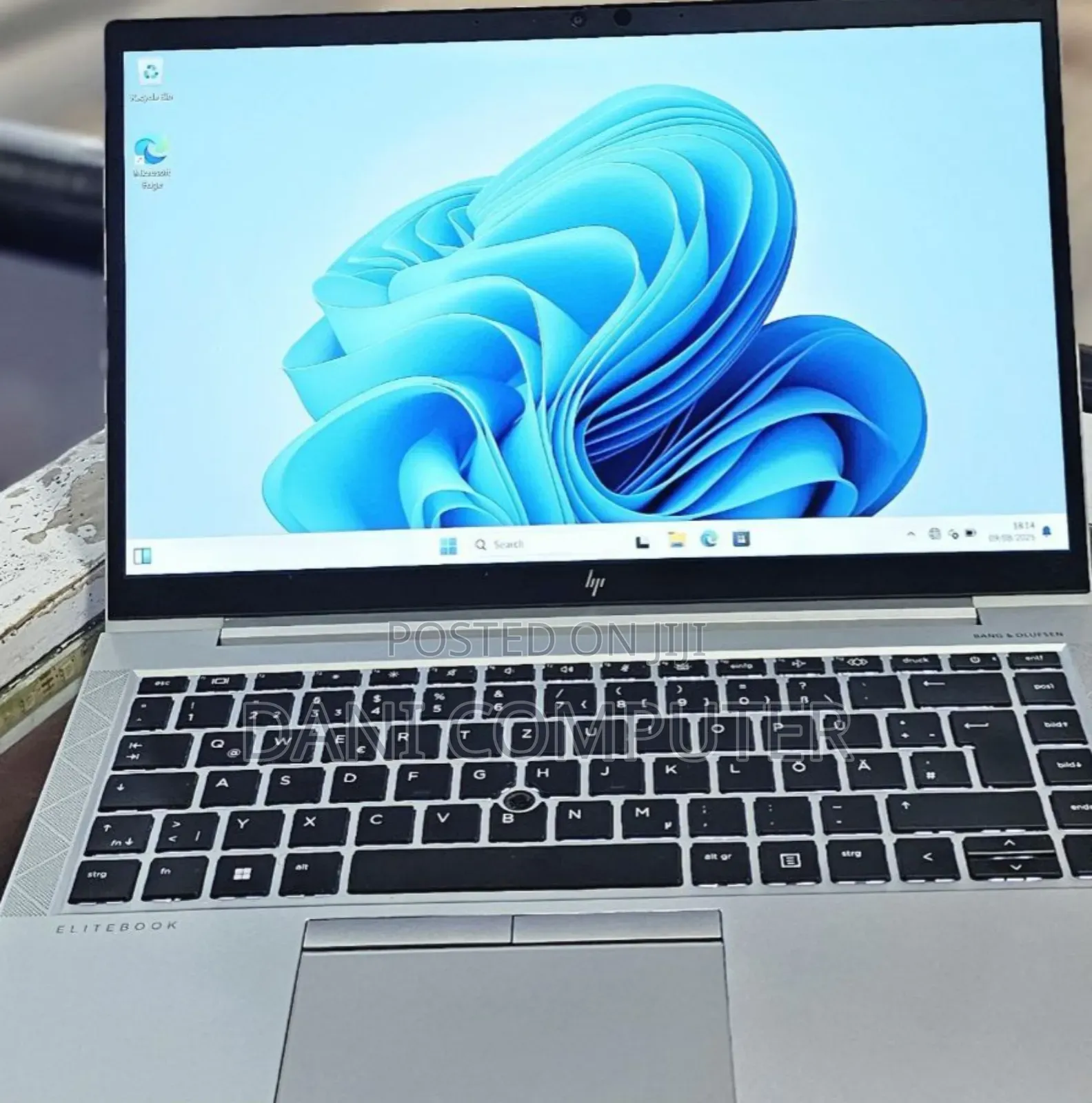 New Laptop HP EliteBook 840 G8 16GB Intel Core I5 SSD 512GB