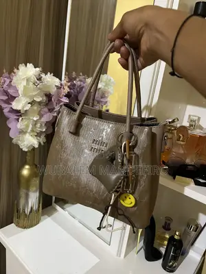 Women’S Hand Bag