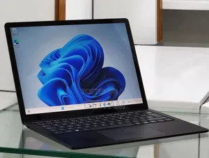 New Laptop Microsoft Surface 16GB Intel SSD 1T