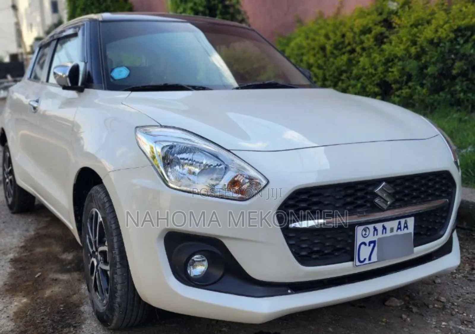 Suzuki Swift 2022 White