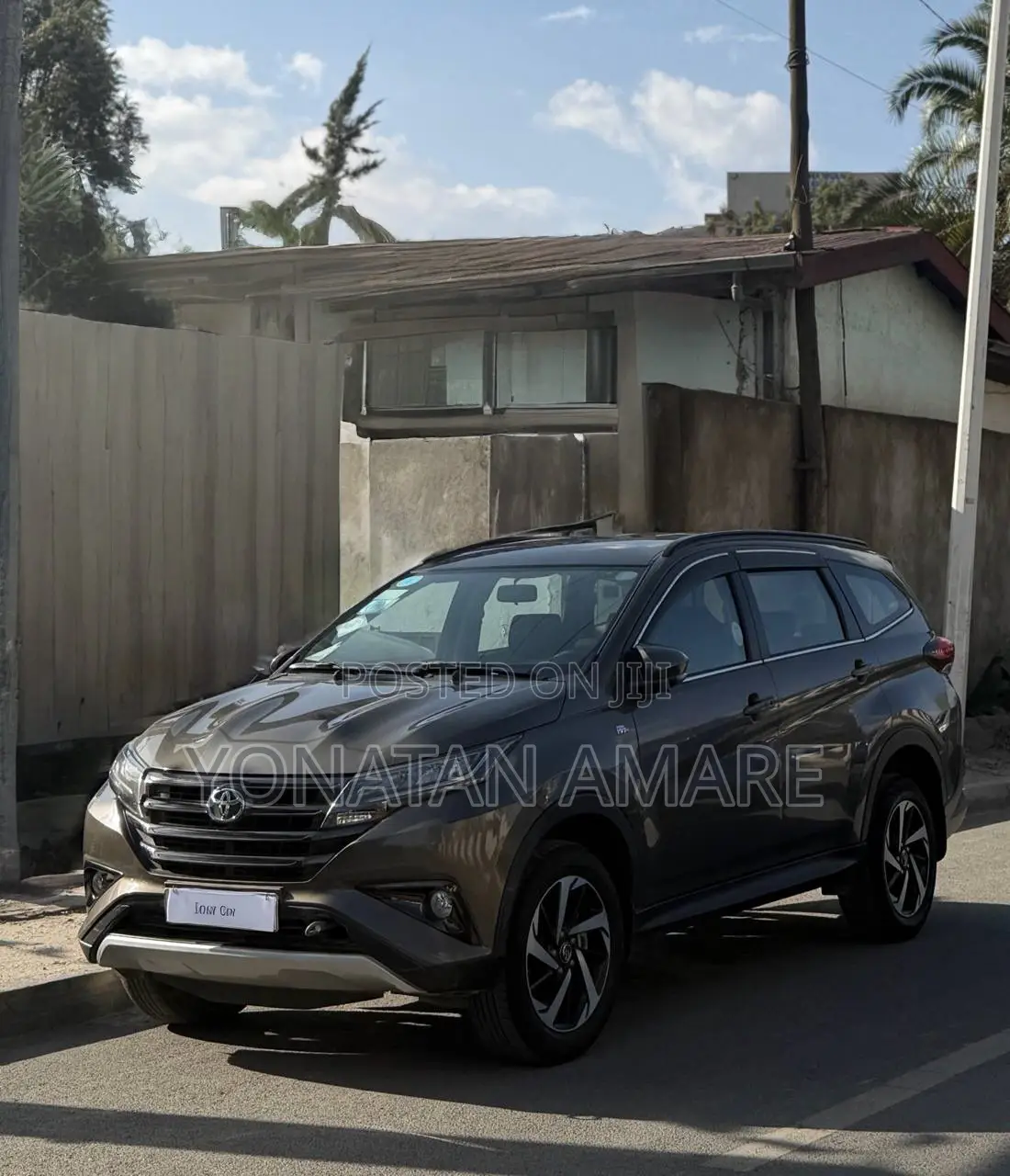 Toyota Rush 2023 Brown