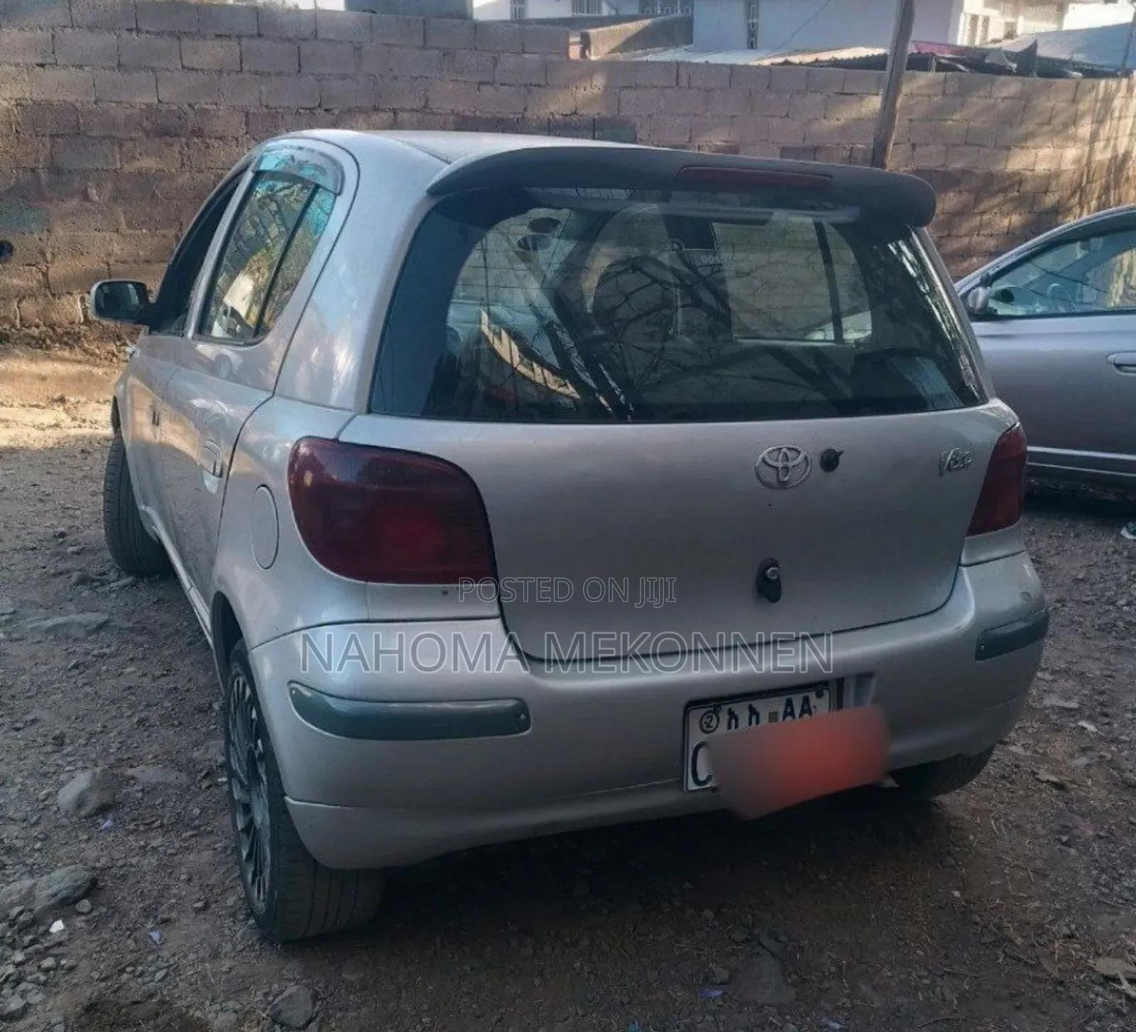Toyota Vitz 2002 Silver