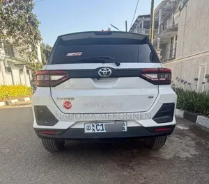 Toyota Raize 2022 White