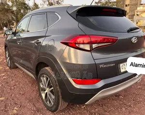 Hyundai Tucson Sport FWD 2017 Gray