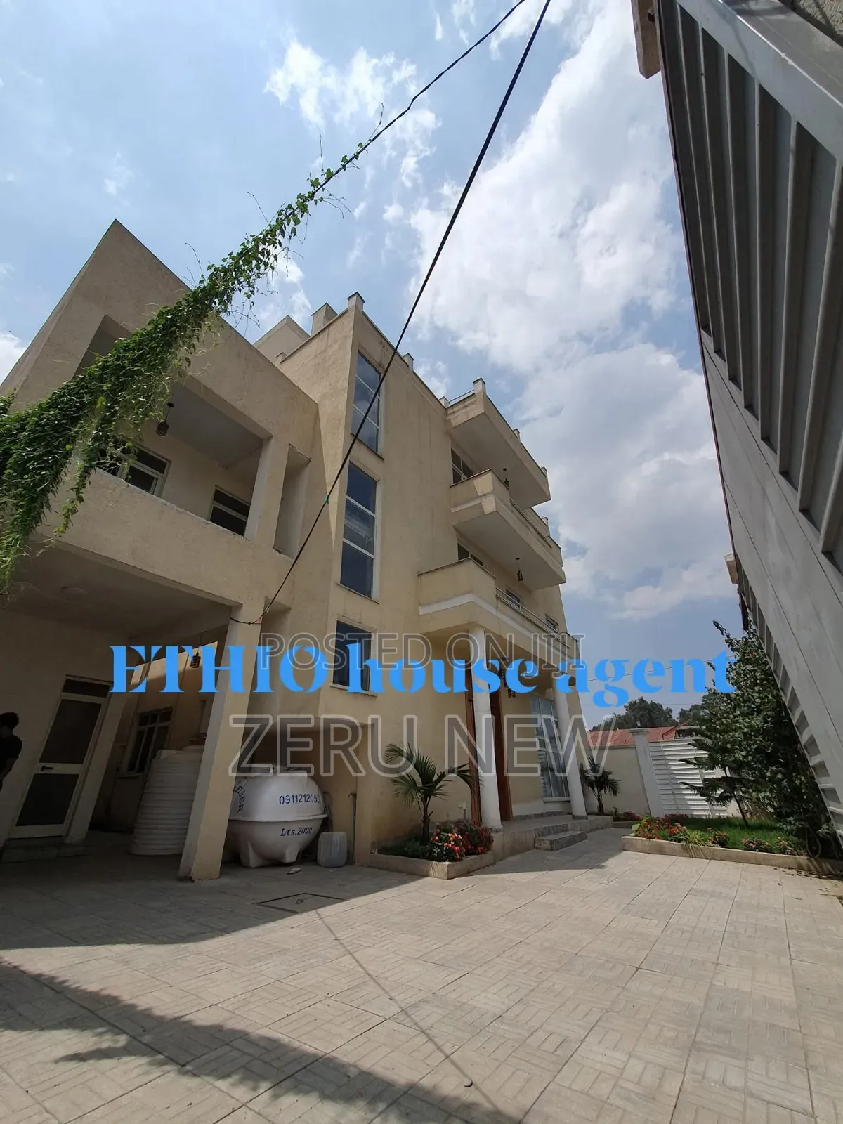 6bdrm House in Addis Abeba, Yeka for sale