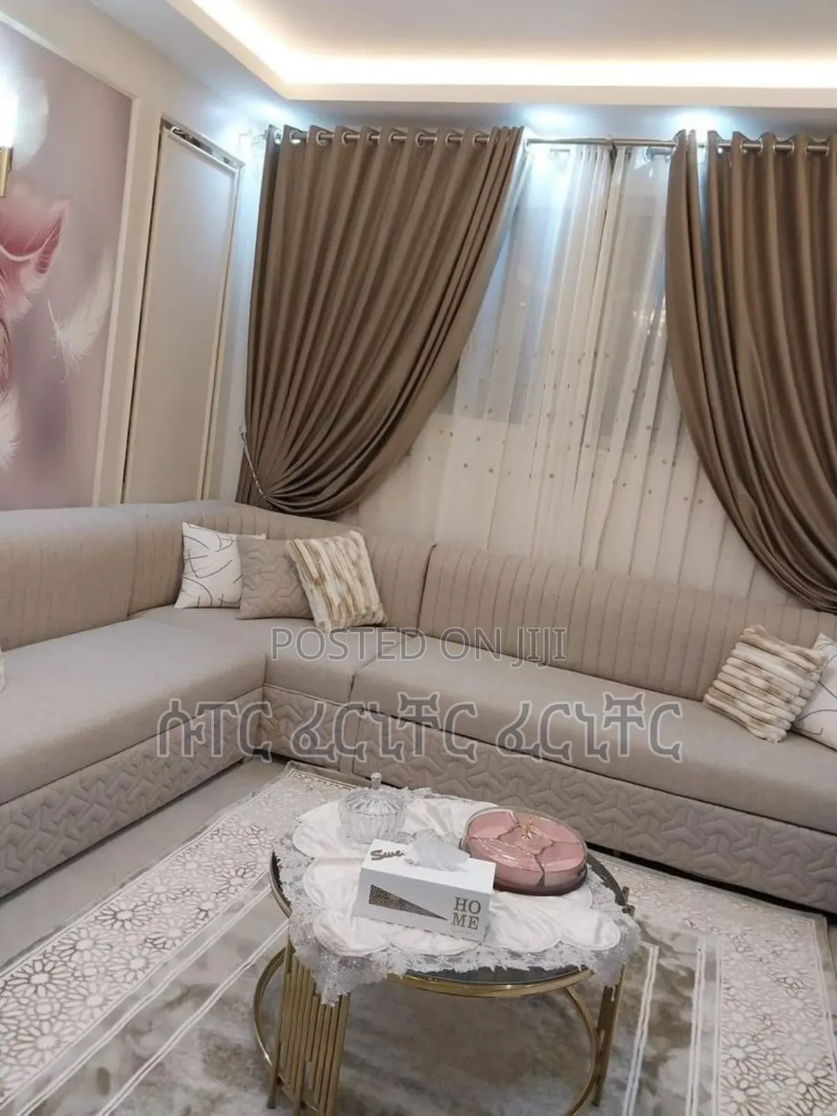 ሱፐር ፈርኒቸር ሶፋ እና አረቢያን መጅሊስ