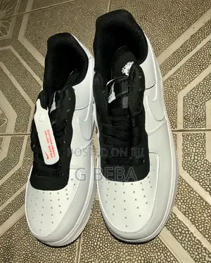 Nike 82 Black and White