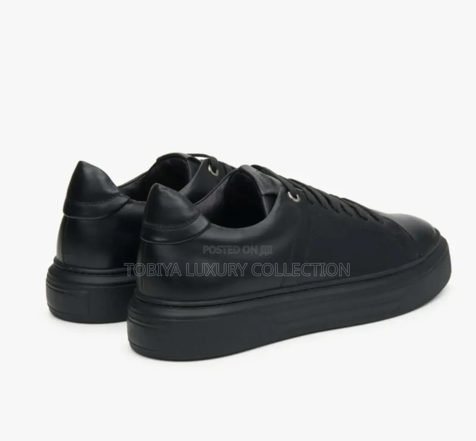 Estro Trainers - Black