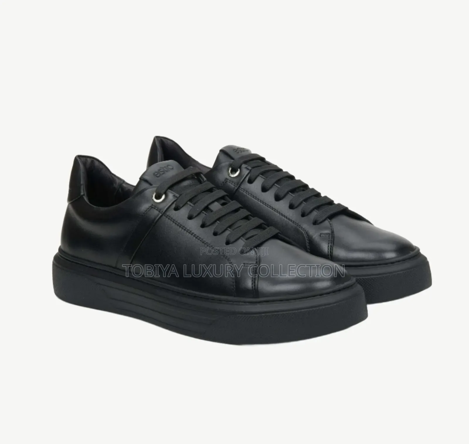 Estro Trainers - Black