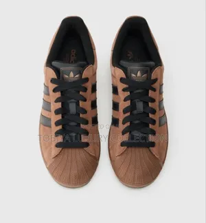 Adidas Superstar 34.