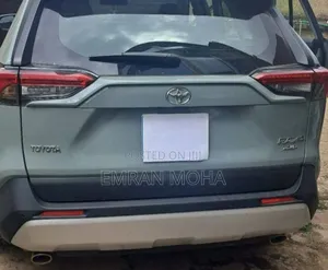 Toyota RAV4 2023 Green