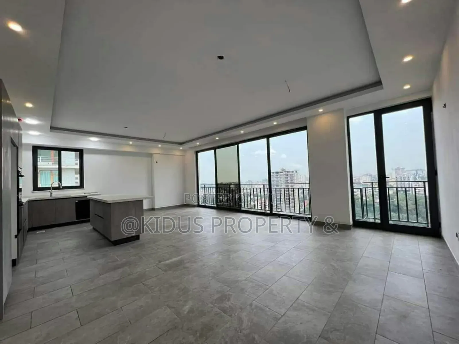 4bdrm Apartment in Bole Welo Areas for sale