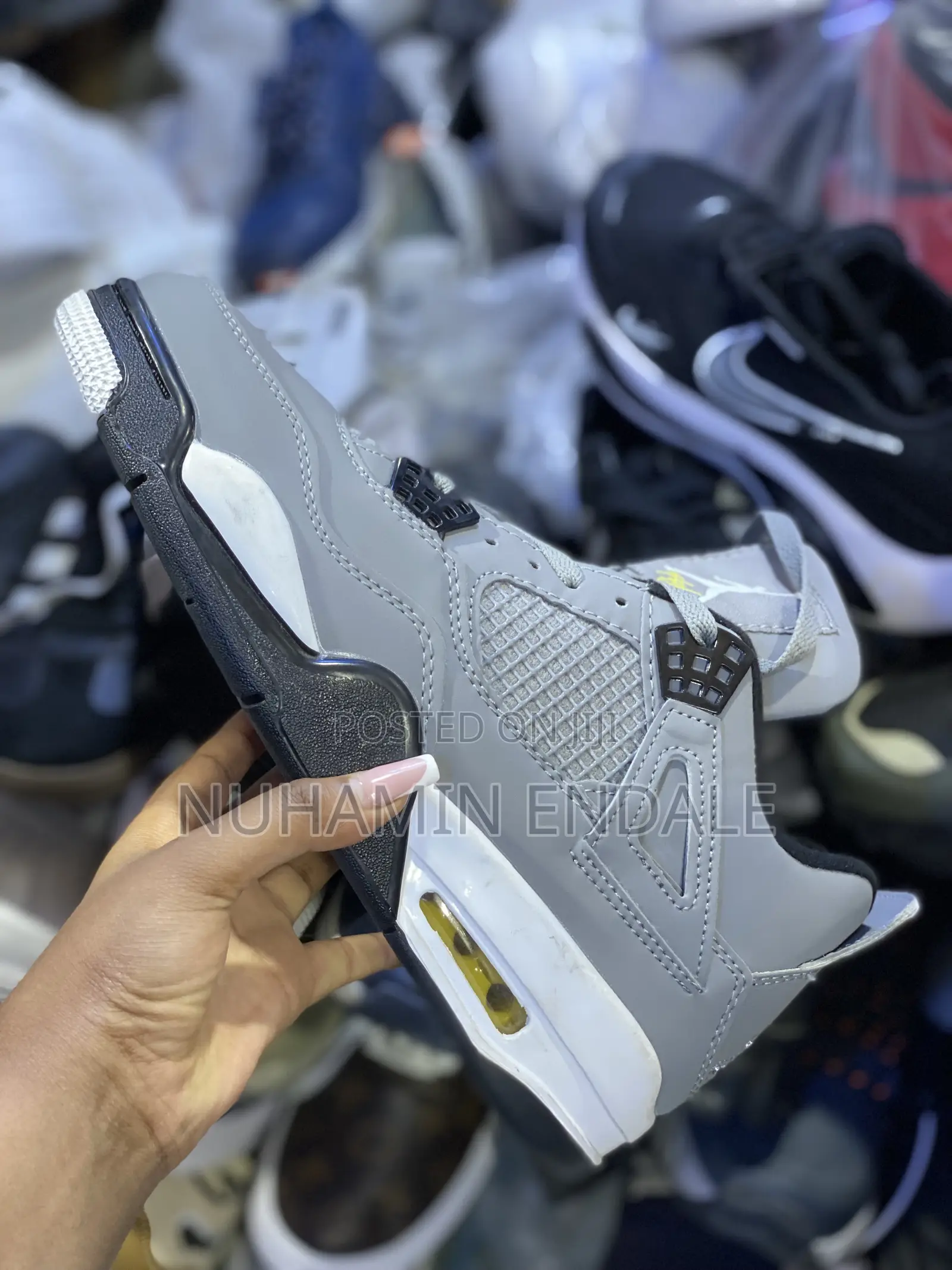 Jordan 4 Retro Cool Gray