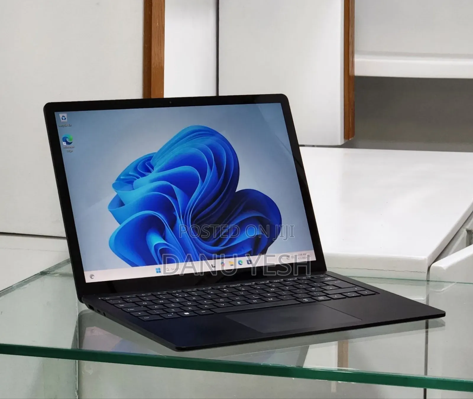 New Laptop Microsoft Surface Laptop 4 16GB Intel Core I7 SSD 512GB