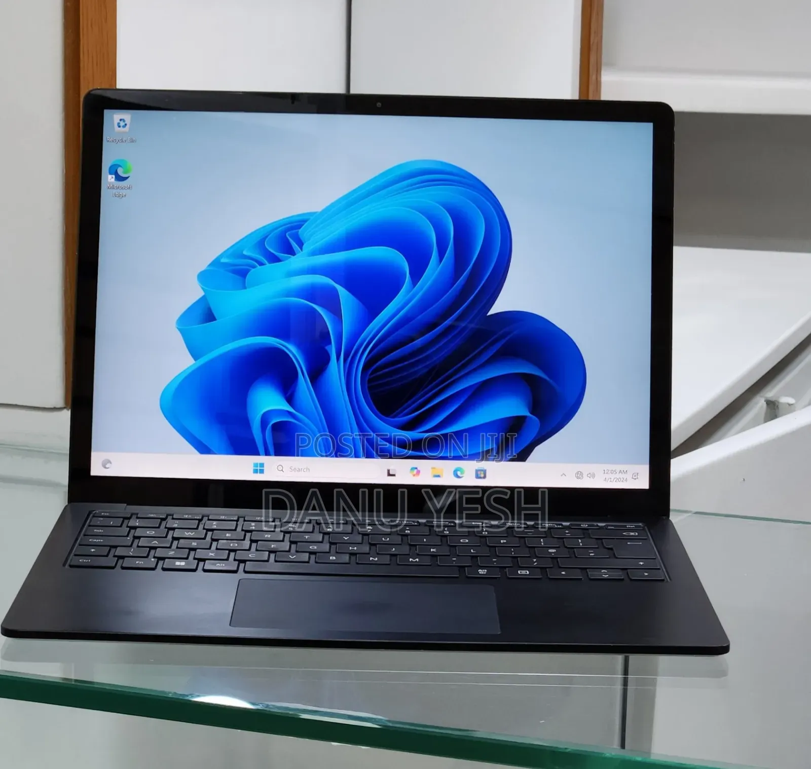 New Laptop Microsoft Surface Laptop 4 16GB Intel Core I7 SSD 512GB