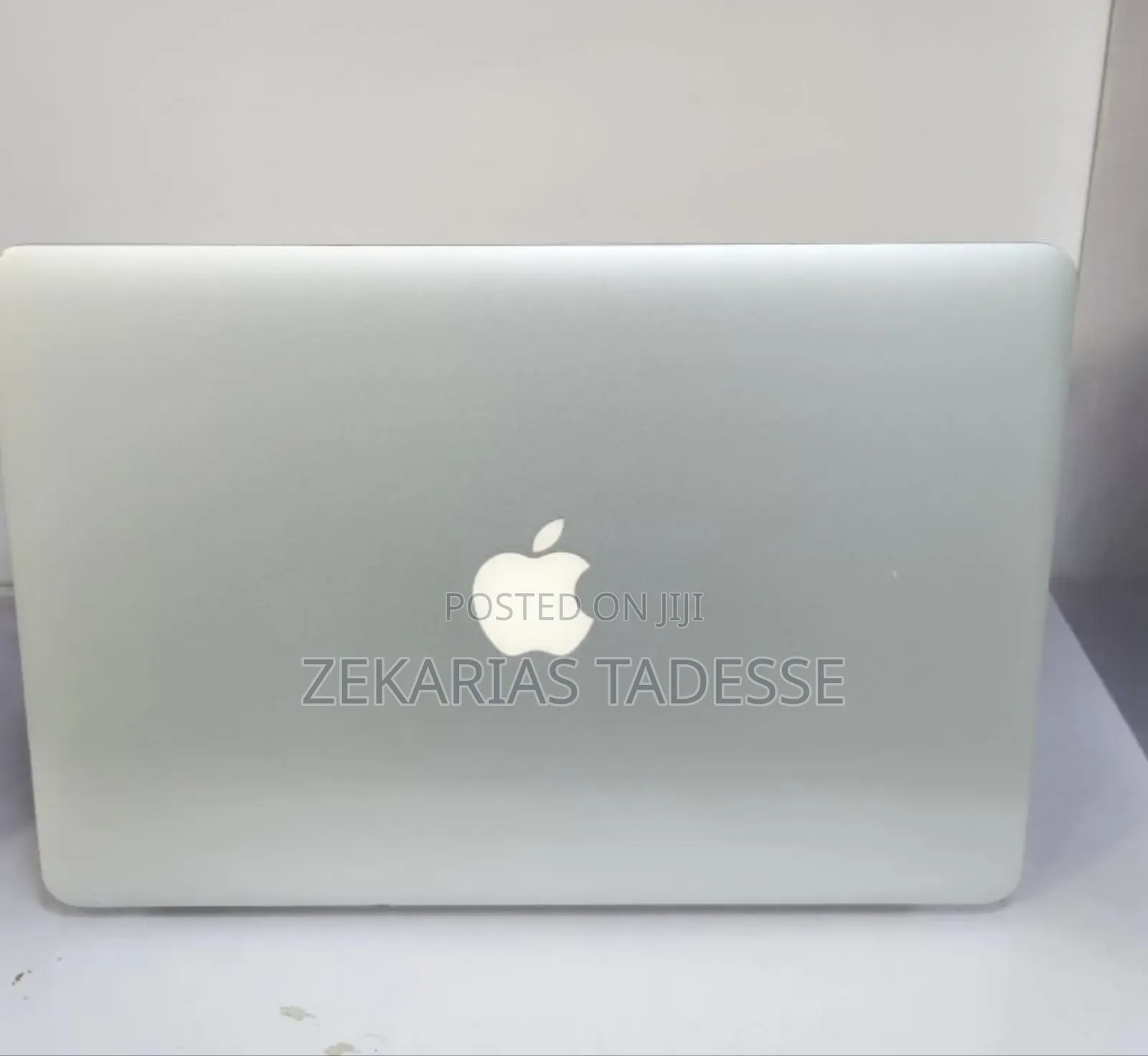 New Laptop Apple MacBook Air 2017 8GB Intel Core I5 SSD 256GB