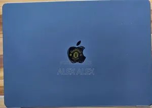 New Laptop Apple MacBook Air 2025 M4 13-Inch 16GB Apple M4 SSD 256GB