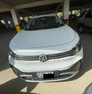 Volkswagen ID.6 2024 White