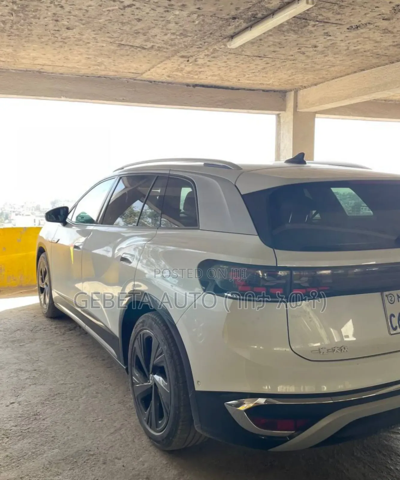 Volkswagen ID.6 2024 White