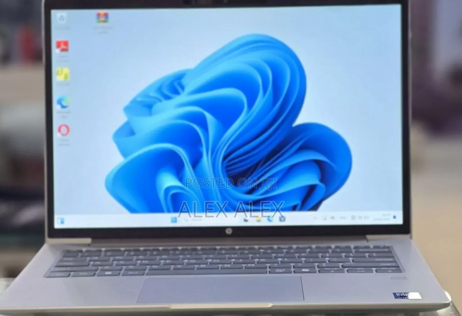 New Laptop HP ProBook 440 G10 16GB Intel Core Ultra 5 SSD 512GB