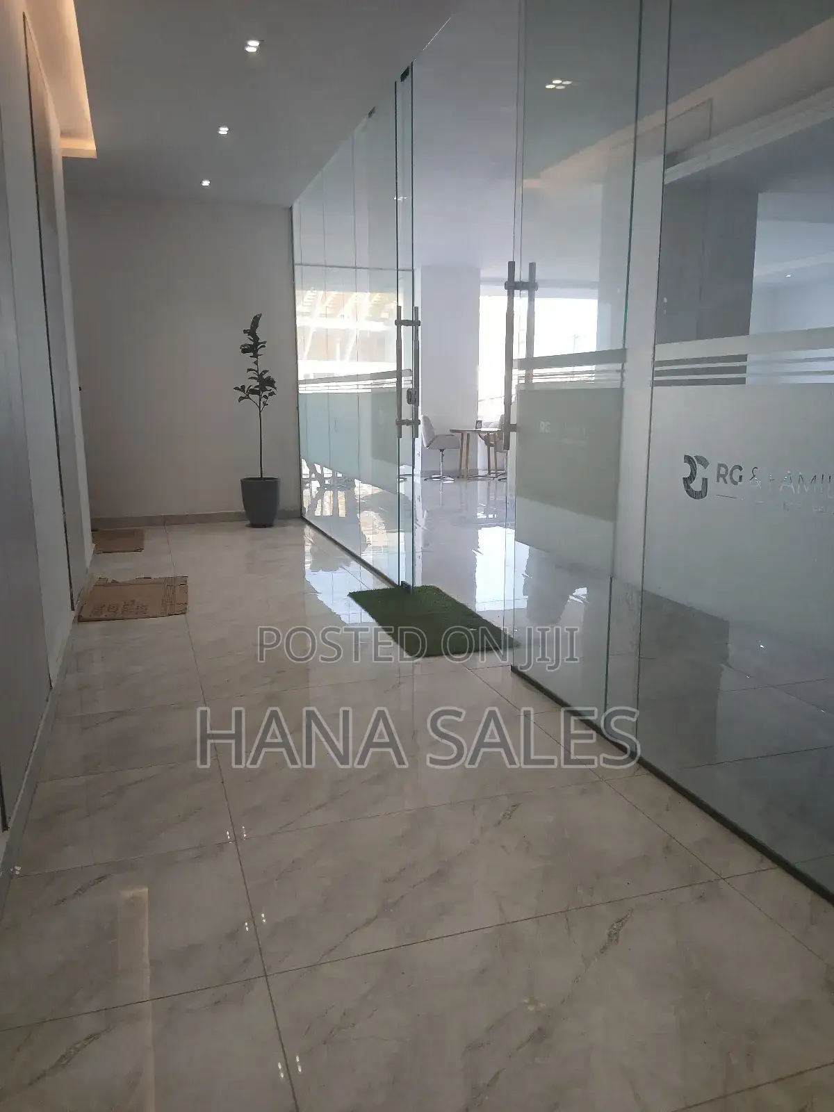 የንግድ ሱቆችን በፈለጉት የካሬ አማራጭ እየሸጥን እንገኛለን