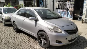Toyota Yaris 1.0 VVT-i 2008 Silver