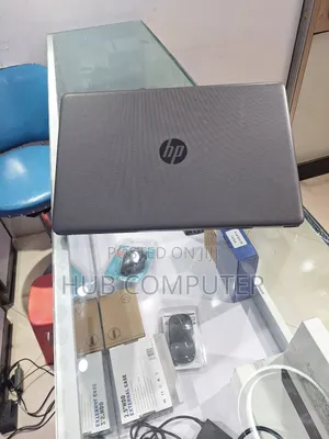 New Laptop HP Stream Notebook 8GB Intel Core I7 HDD 1T
