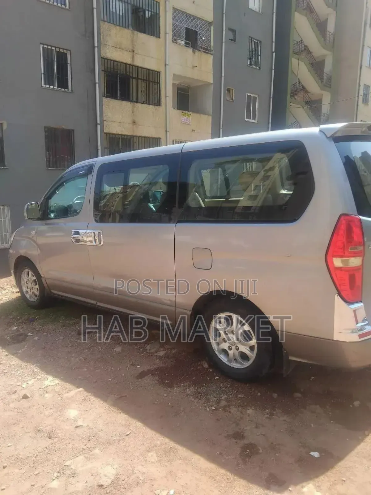 Hyundai Starex 2012 Silver