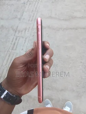 New Apple iPhone XR 128 GB Rose Gold