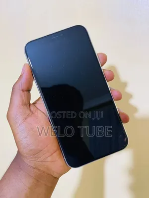 Apple iPhone XR 64 GB White