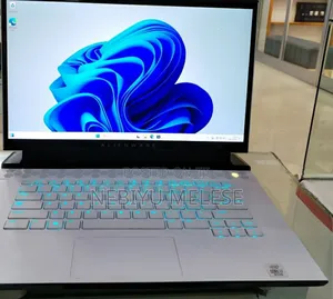 New Laptop Dell Alienware 15 16GB Intel Core I7 SSD 512GB