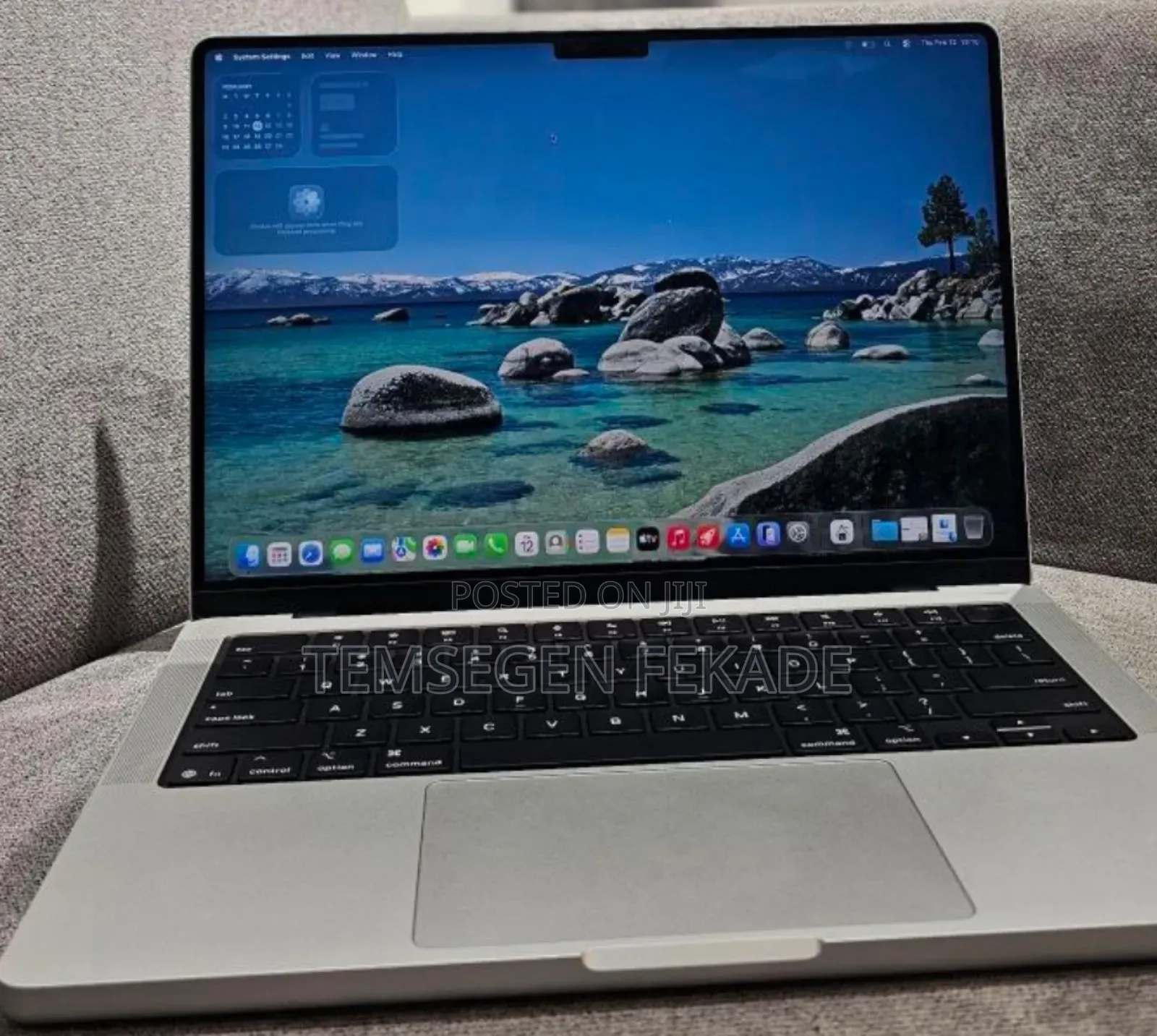 New Laptop Apple Macbook Pro 2025 M5 14-Inch 16GB Apple M5 SSD 512GB
