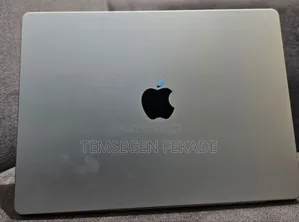 New Laptop Apple Macbook Pro 2025 M5 14-Inch 16GB Apple M5 SSD 512GB