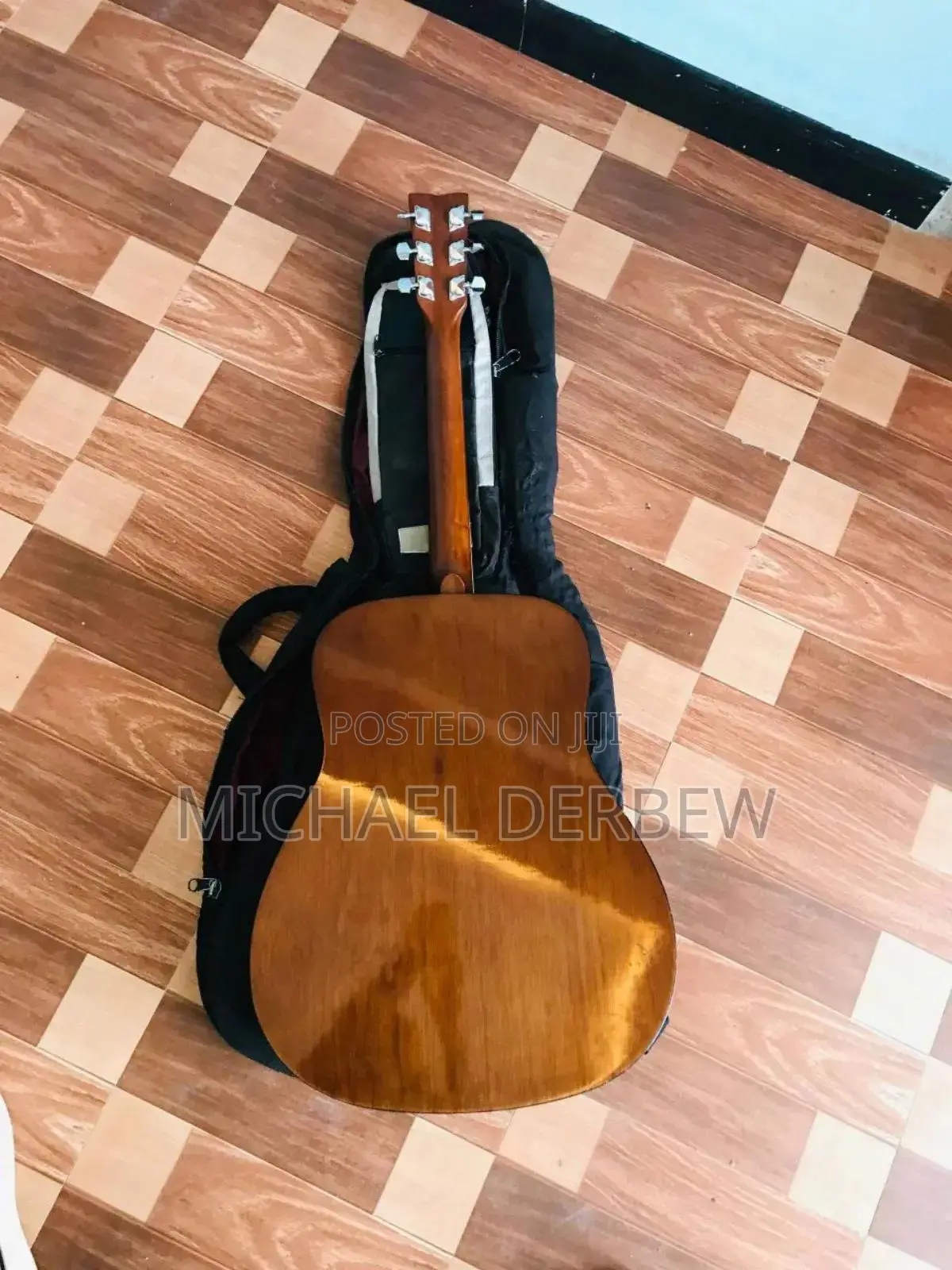 : Yamaha F 10 Acoustic Guitar!