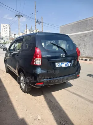 Toyota Avanza 2013 Black